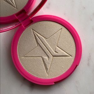 Jeffree Star Ice Cold Highlighter